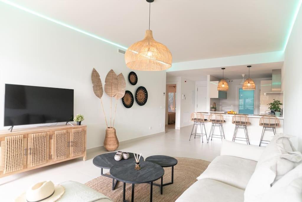 Stylish Modern Appartement Benalmádena